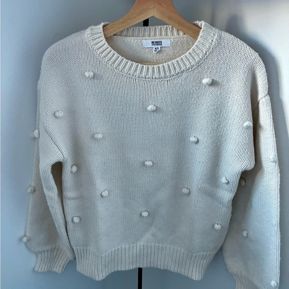 BB Dakota Steve Madden Pom Pom Knit Sweater